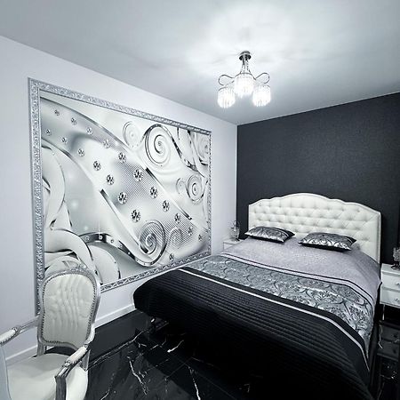 Apartament Glamour Гнезно Екстер'єр фото