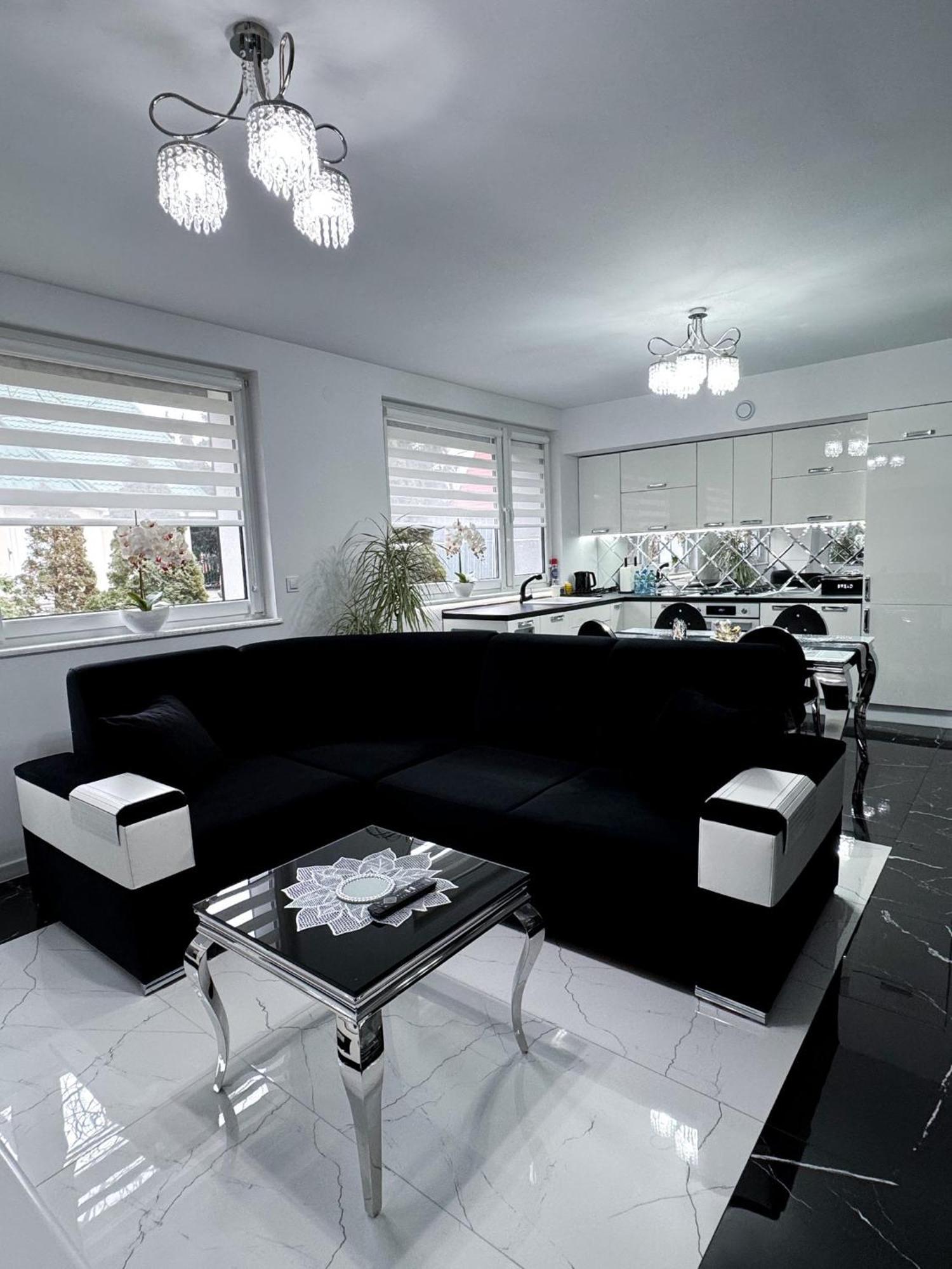 Apartament Glamour Гнезно Екстер'єр фото